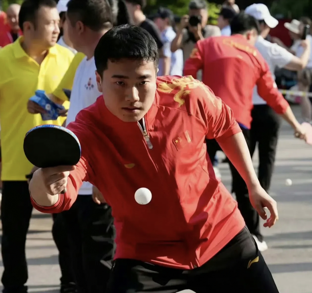 奥地利队完胜瑞典队,梁靖崑惊艳四座 奥地利队完胜瑞典队,梁靖崑惊艳四座