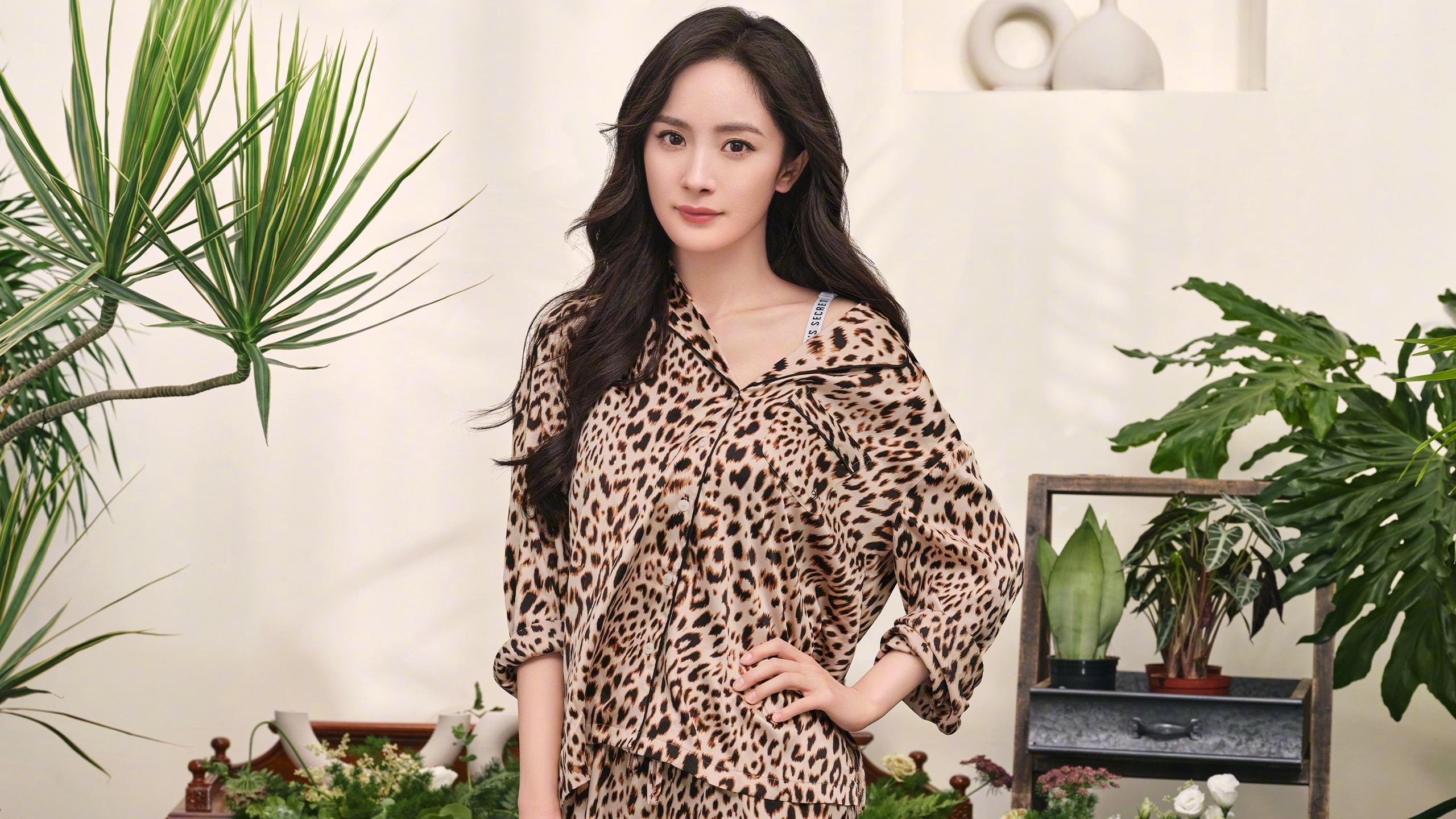 哈登空砍40+三双无用！湖人五将上双，终结连败彰显团队统治力