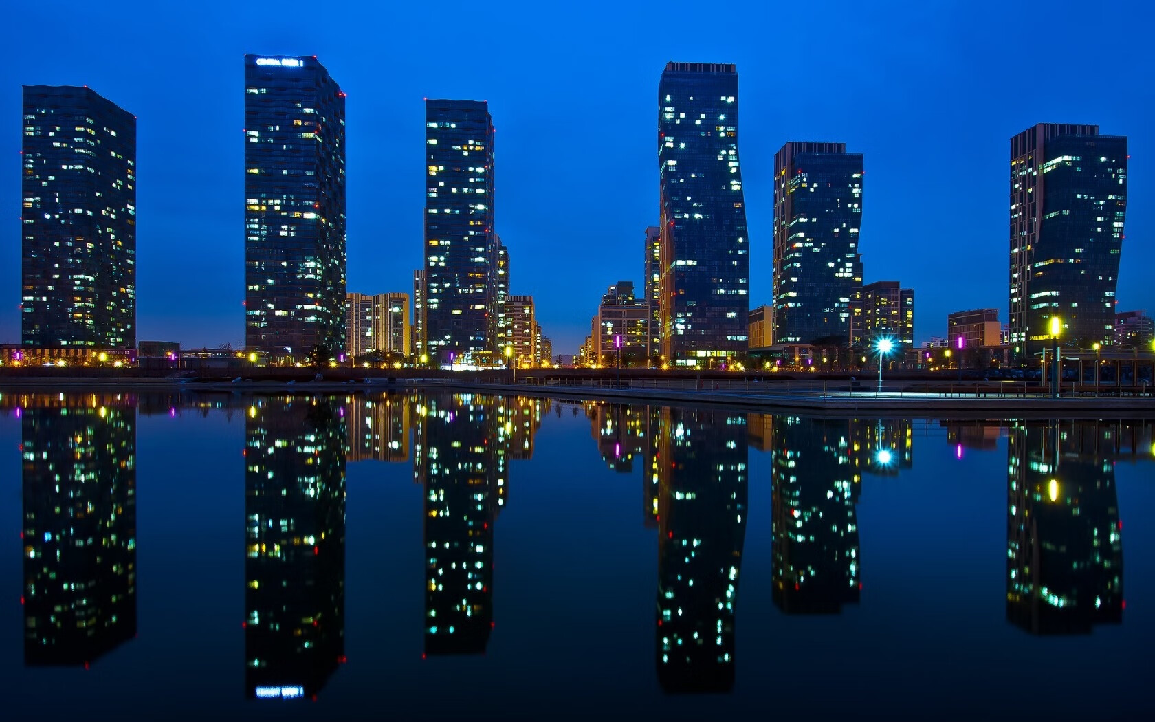 历史之夜，鹈鹕粉碎凯尔特人的背后，字母哥的叛逃与叛变