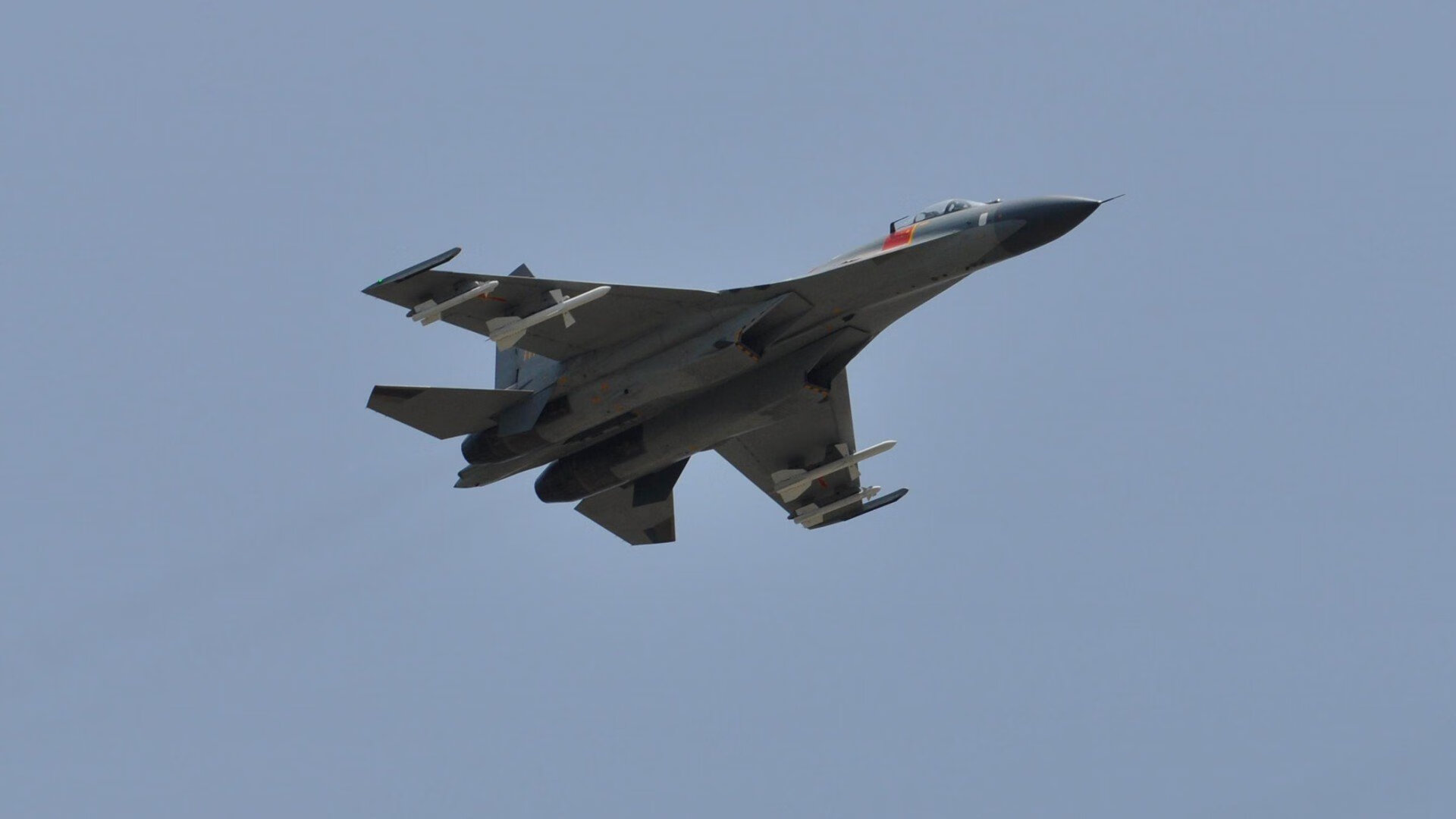 巨人倒下的那天，苏亚雷斯的三次手术刀如何肢解法兰西