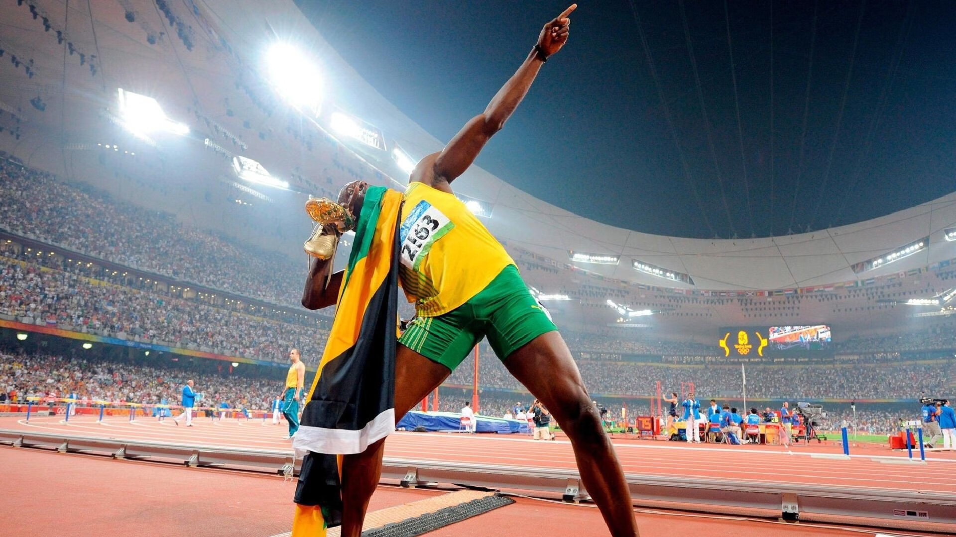 意甲焦点战之夜，小贾伦全程高能输出，一次震颤圣西罗的篮球式统治