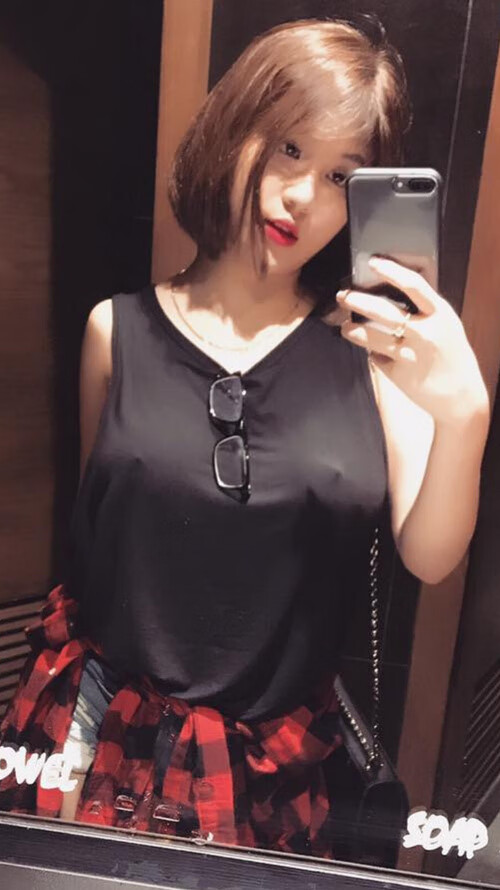 当印度在G组碾压英格兰,2026世界杯最疯狂的唯一性夜晚,德布劳内用魔法对抗宿命